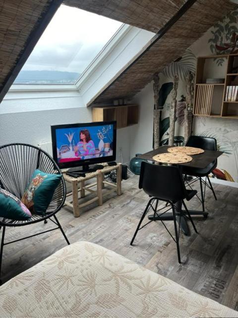 Le Bali Apartment Besancon Luaran gambar