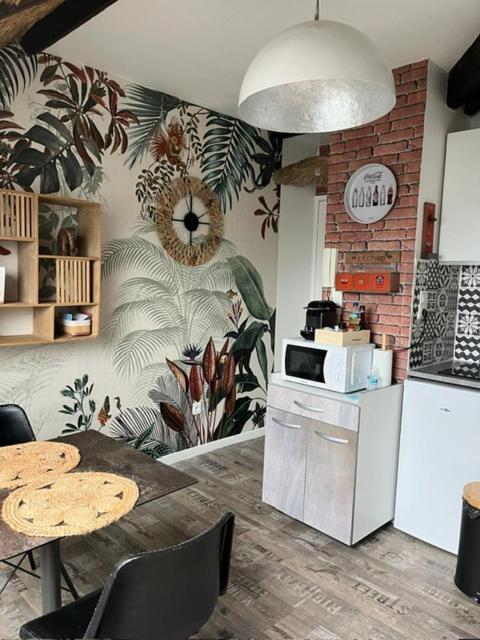 Le Bali Apartment Besancon Luaran gambar