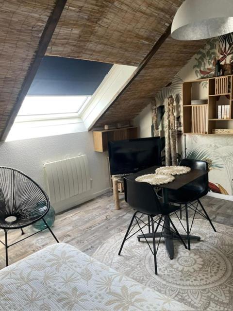 Le Bali Apartment Besancon Luaran gambar